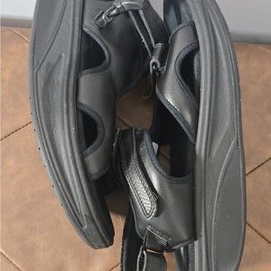 MBT Men's Black Comfort Sandal - Breathable Everyday Support